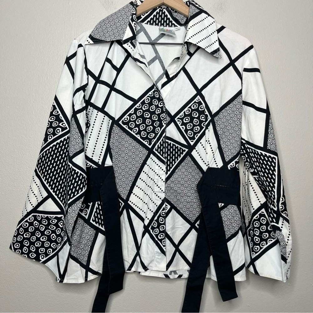 Finley Women Cotton Button Front Top XL White Geometric Abstract Artsy Lagenlook